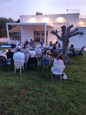 Il legame tra individuo e comunità nella Diplomazia dei Sentimenti